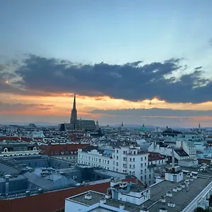 Apartment Center With 360° Rooftop