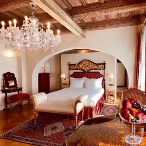 ***** Hotel Alchymist Castle Tjekkiet