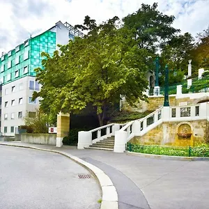 Strudlhof Hotell