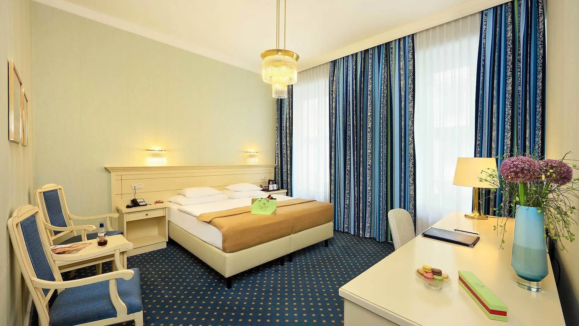 Hotel De France Wien 5*, Vienna