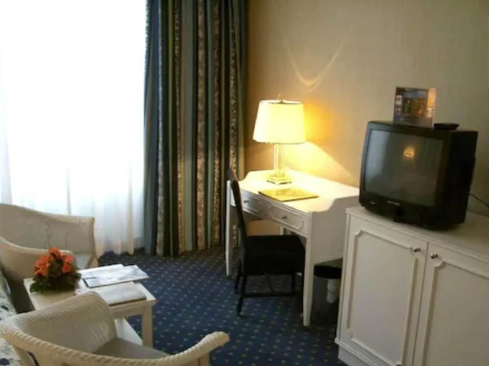 Hotel De France Wien  Vienna
